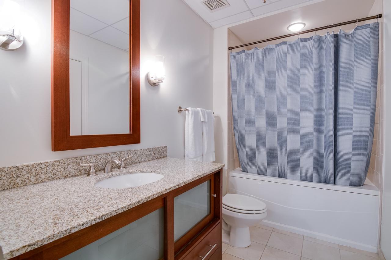 Bluebird Suites Near Autozone Park Memphis Room photo